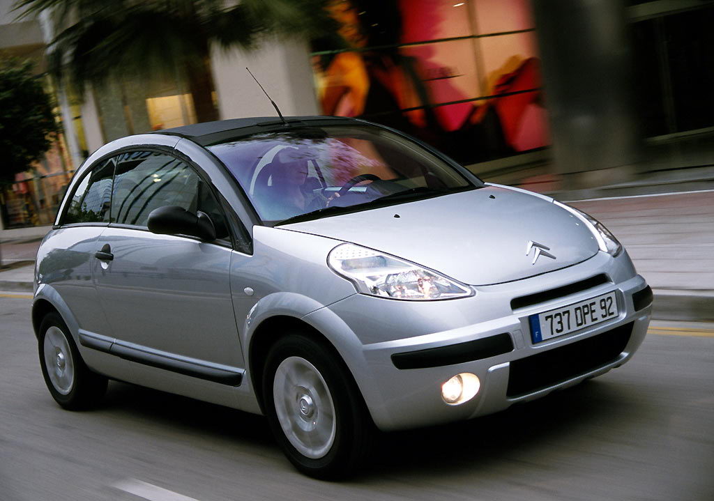 Citroen C3 Pluriel 2003 000.jpg